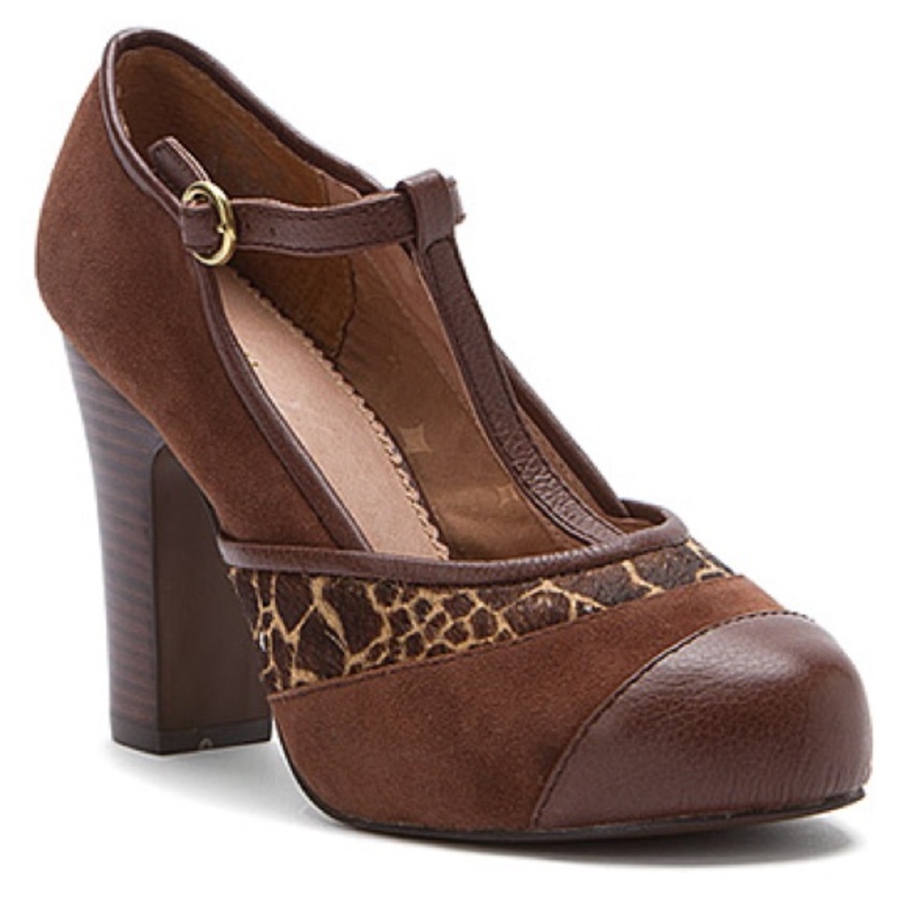 Fossil brand Giraffe Heels